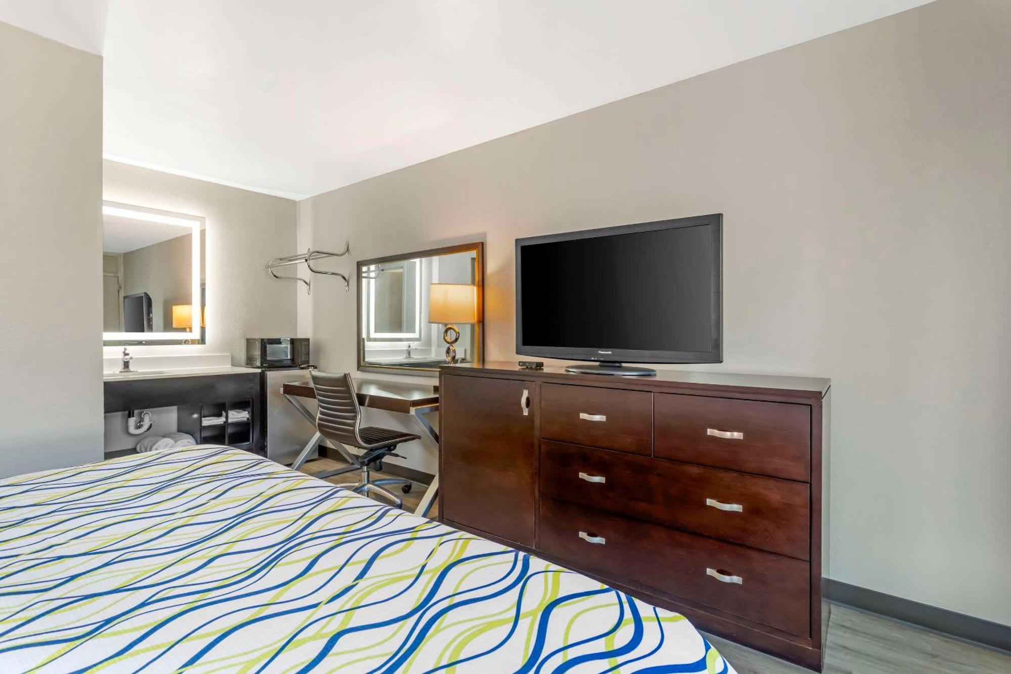 Rodeway Inn Orange Park Extérieur photo