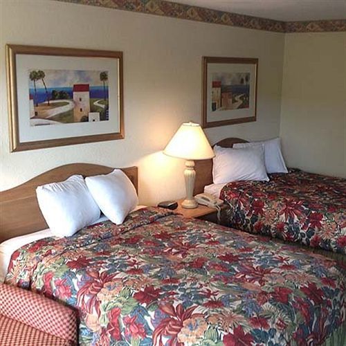 Rodeway Inn Orange Park Extérieur photo